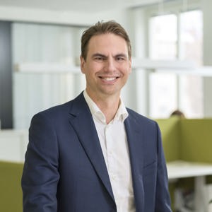 Bild på Skolfastigheters affärsutvecklingschef Sebastian Petersson