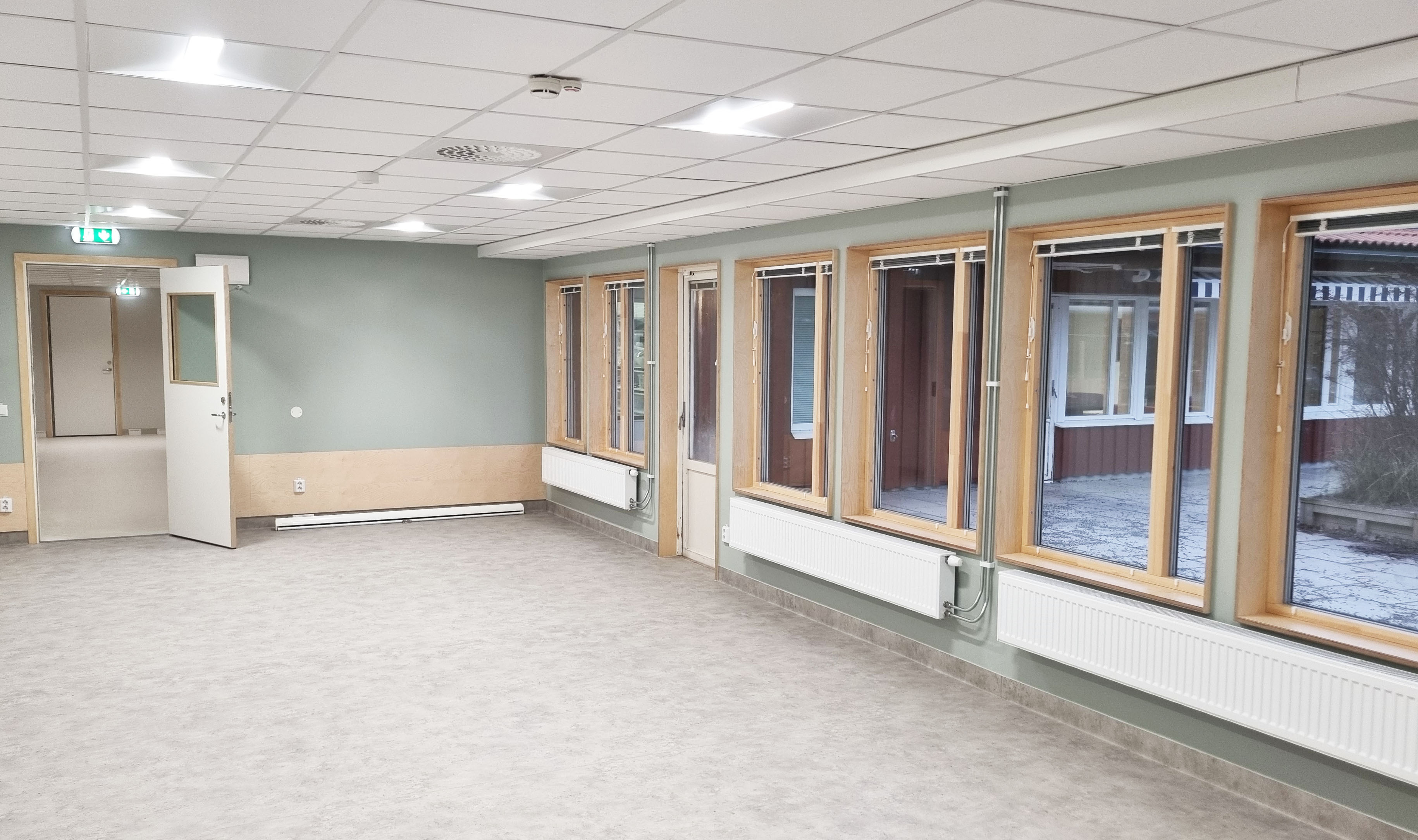 Nyrenoverad inomhusmiljö på en förskola.